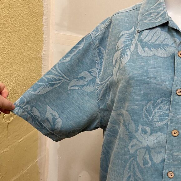 Jamaica Jaxx Light Blue Hawaii Flower Beachy Silk Short Sleeve Button‎ Do… - Picture 6 of 10